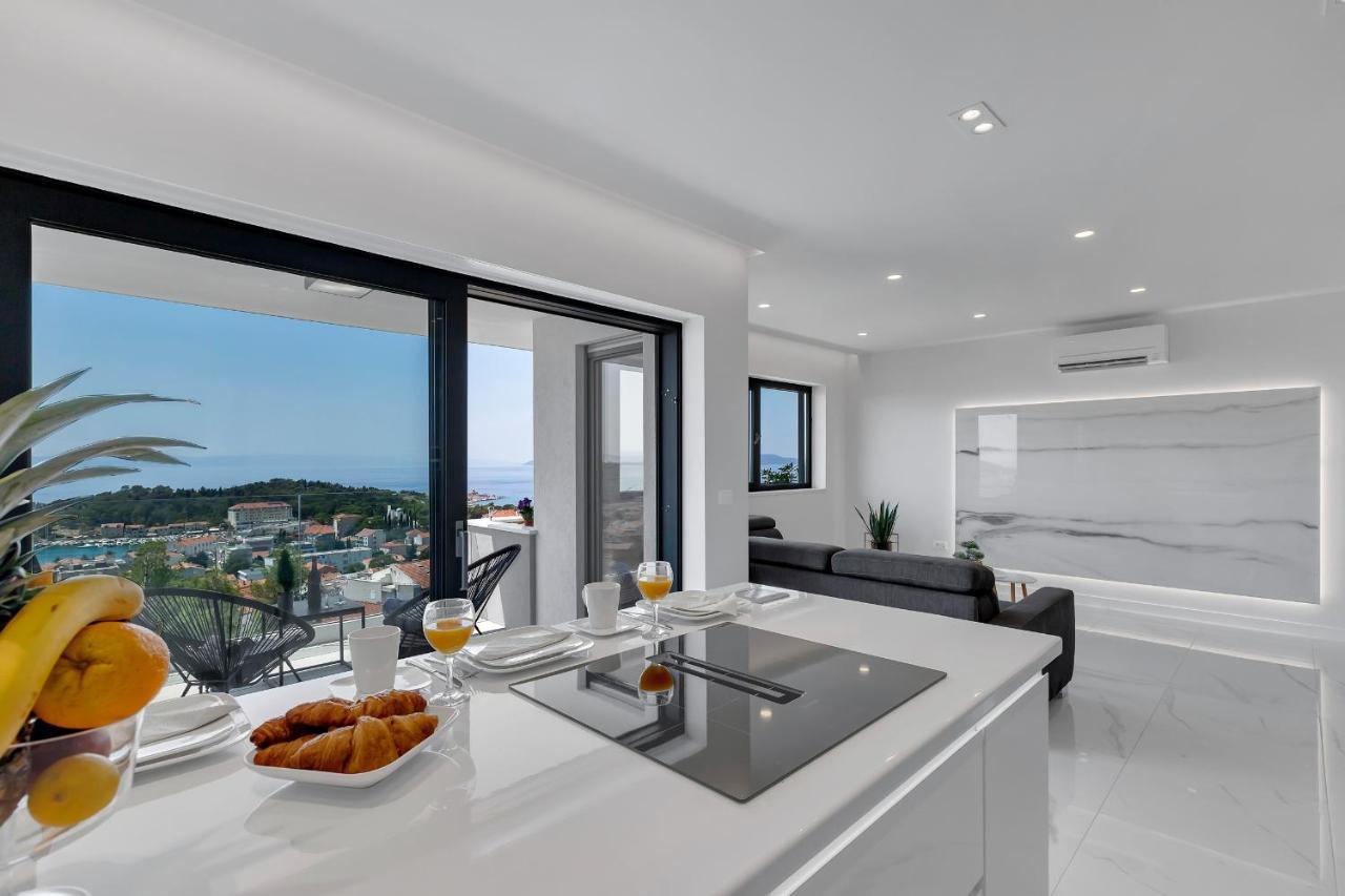 Luxury Seaview Dzenan